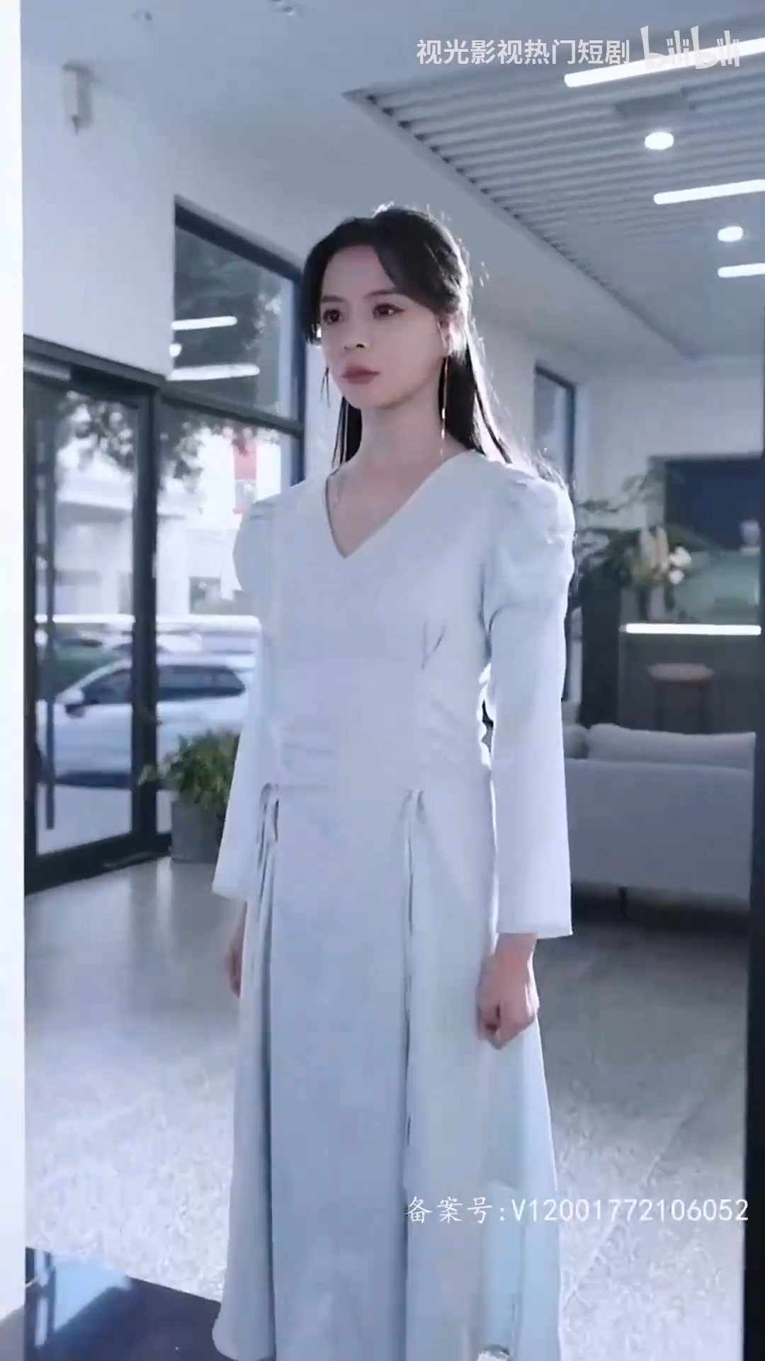 重生后她轉(zhuǎn)身投入死對頭的懷抱