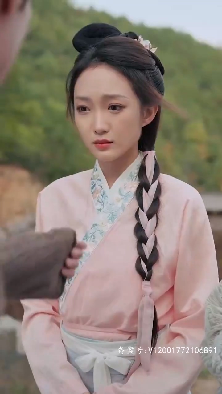 開局官府發(fā)媳婦：我在古代富甲一方