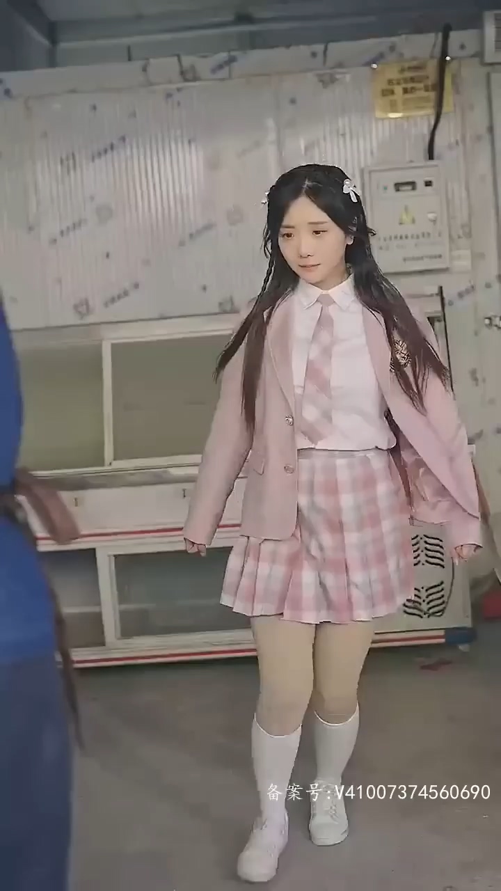 退隱三年他們都求我重操舊業(yè)